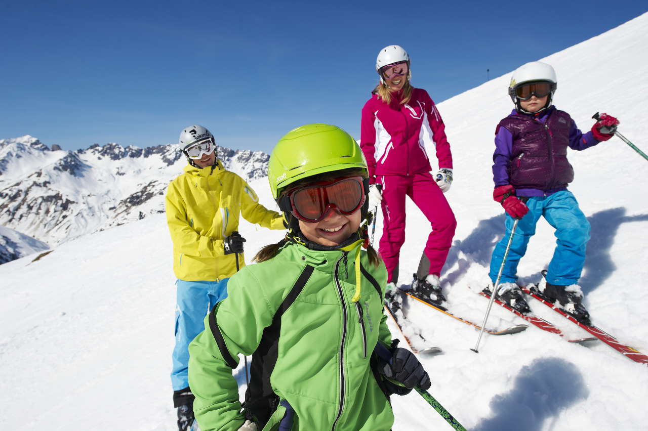 In St. Anton am Arlberg haben auch die kleinen Ski- und Schneefans großen Spaß